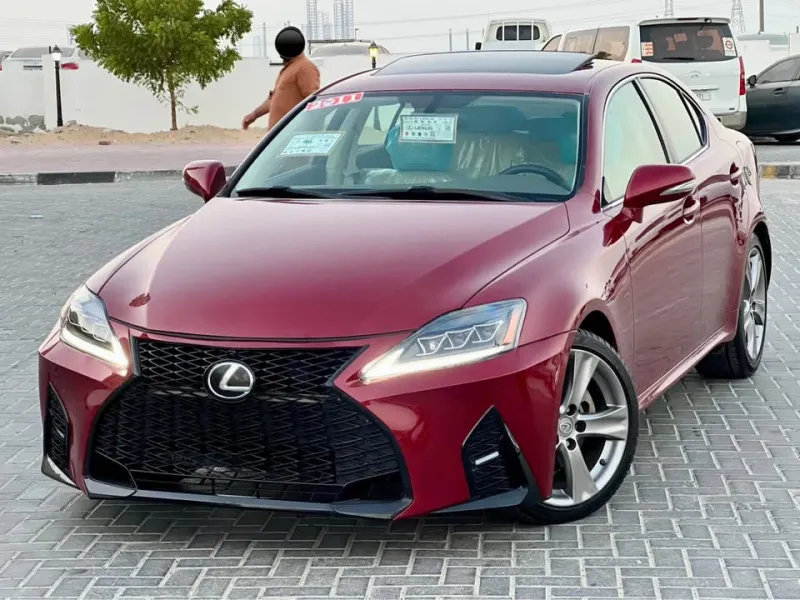 2011 لكزس اي اس in Dubai