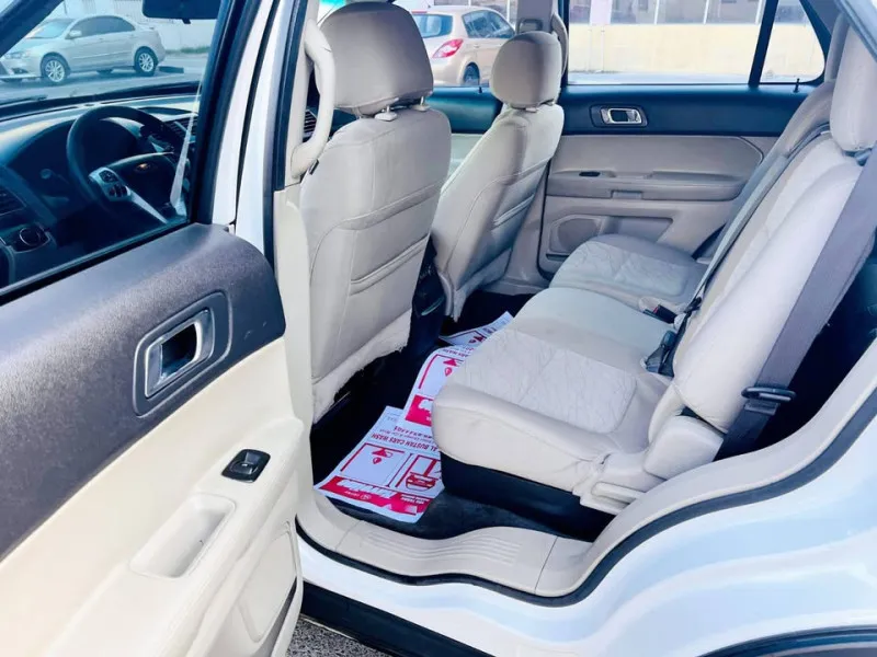 2015 Ford Explorer in Dubai
