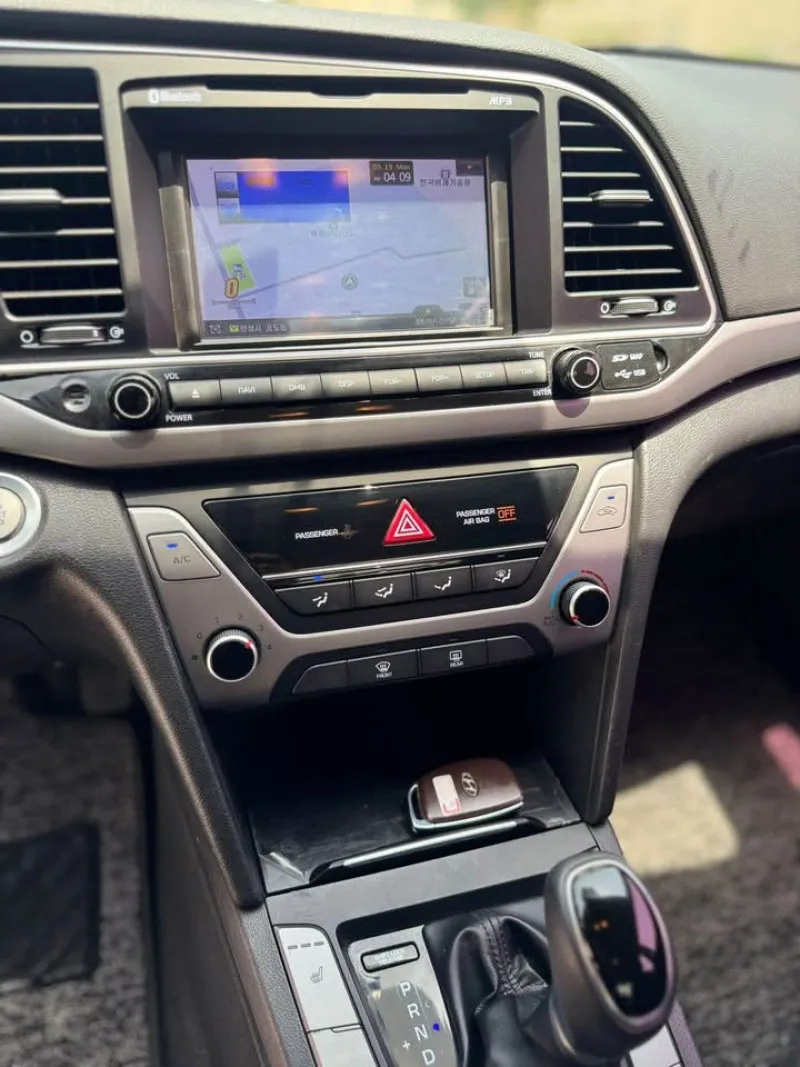 2018 Hyundai Elentra in Dubai