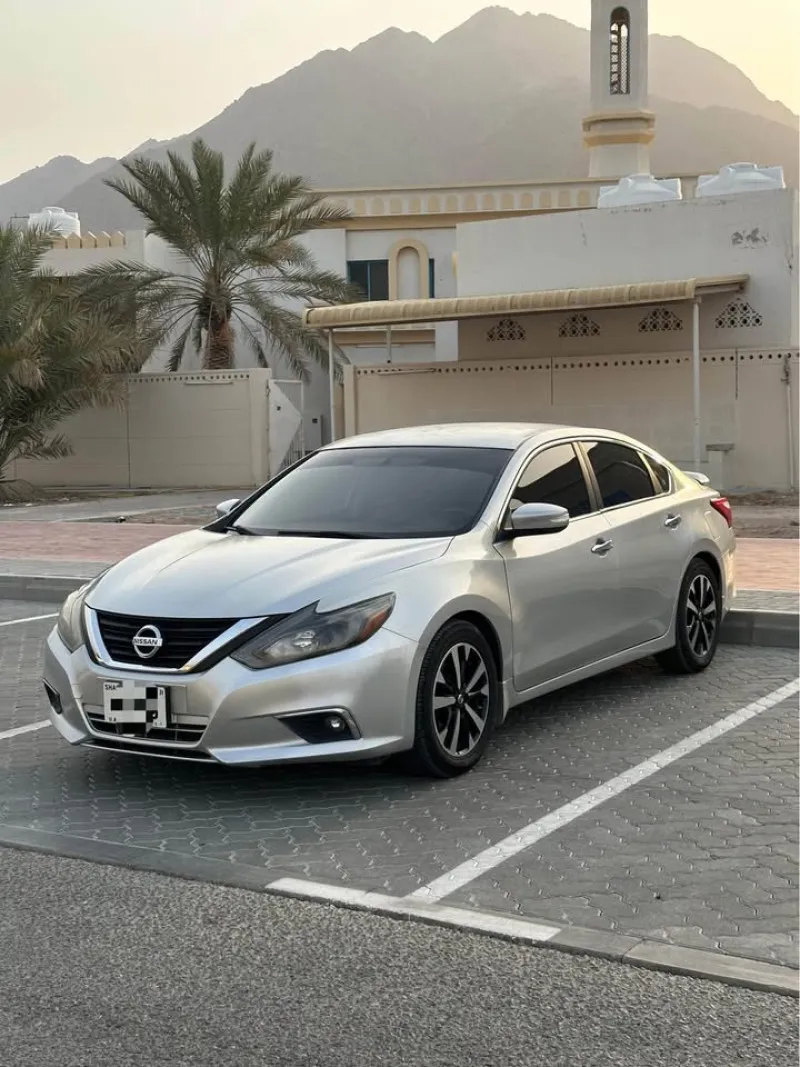 2016 نيسان آلتيما in Dubai
