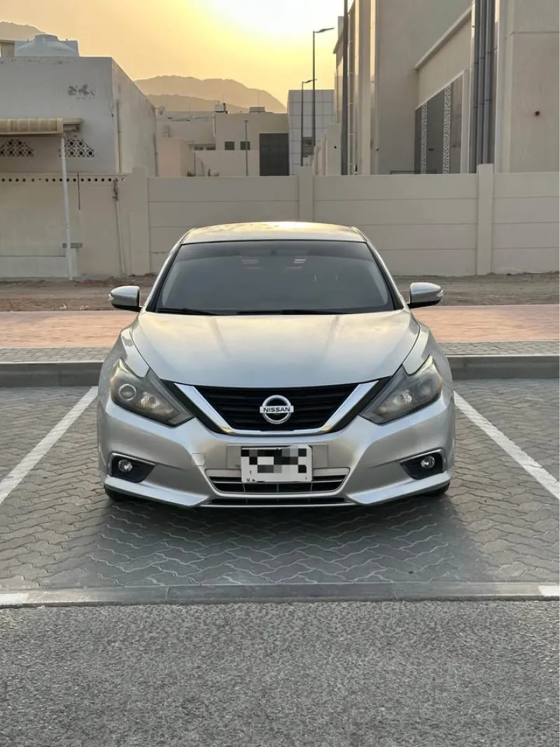2016 نيسان آلتيما in Dubai