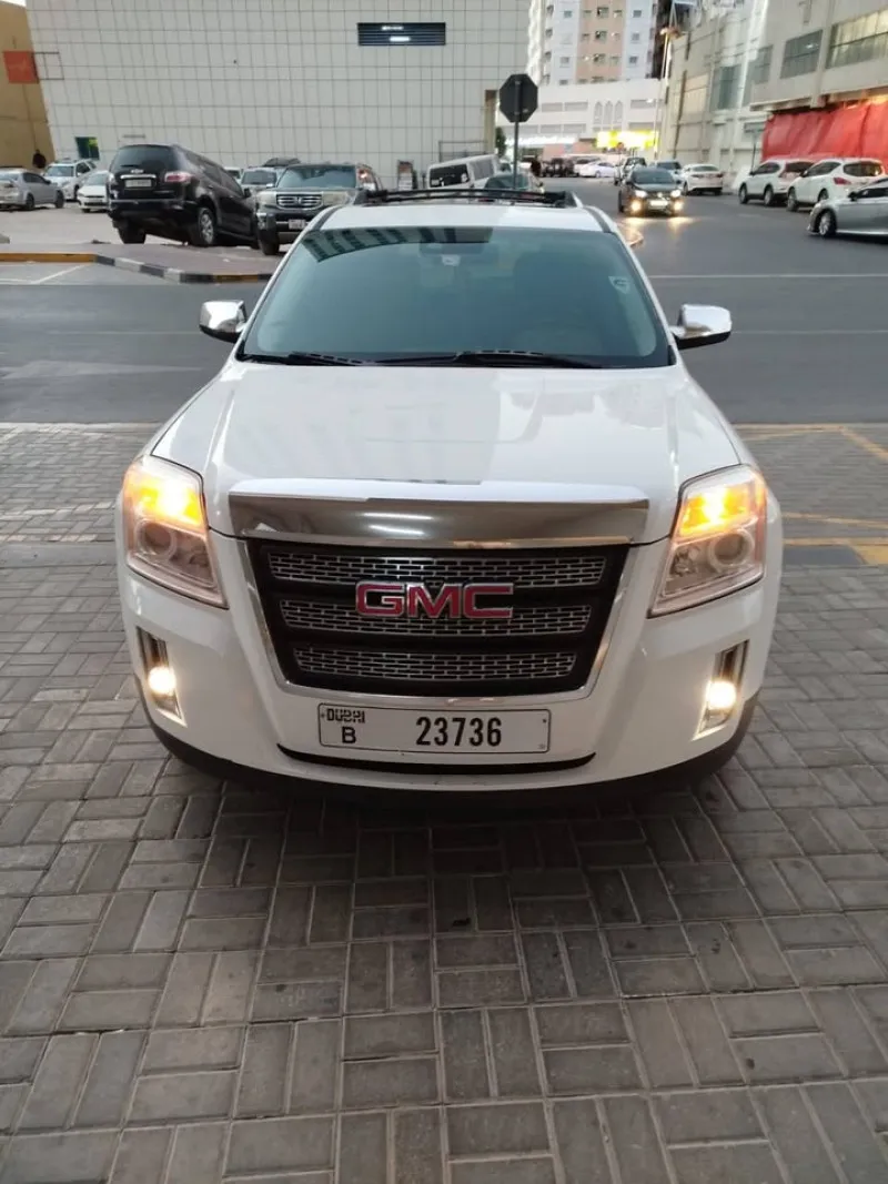 2013 جي أم سي ترين in Dubai