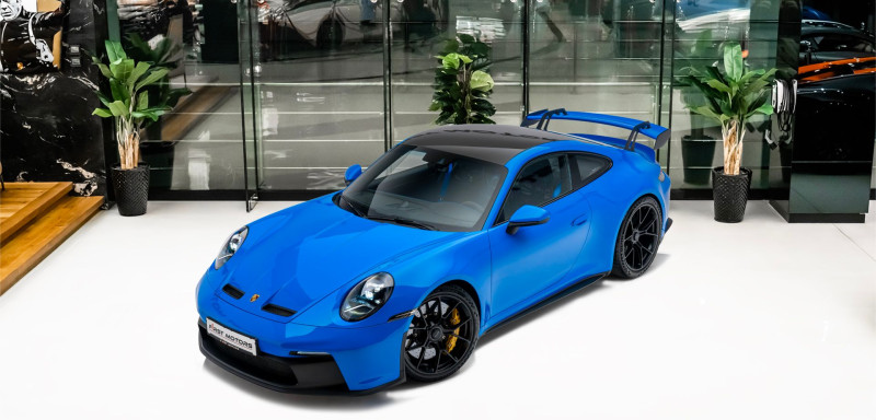 2022 Porsche 911 Carrera in dubai