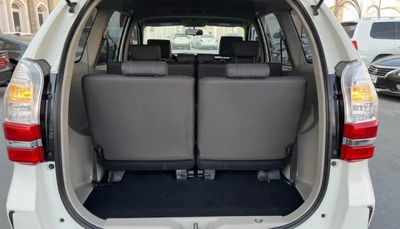 2020 Toyota Avalon in Dubai