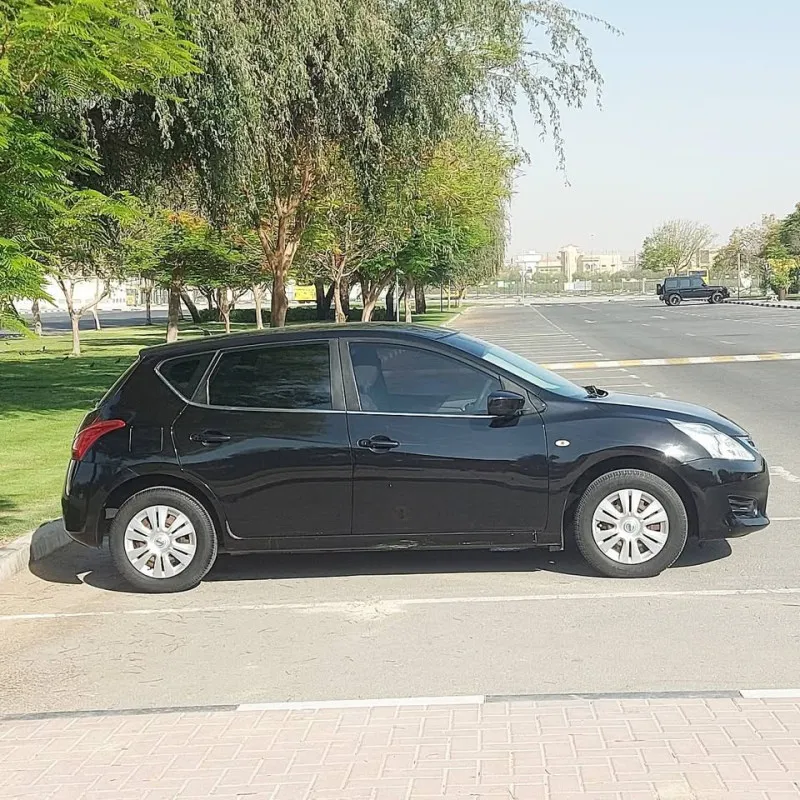 2016 Nissan Tiida in Dubai