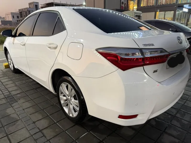2019 تويوتا كورولا in Dubai