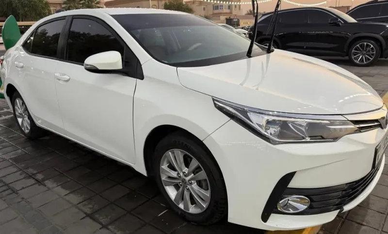 2019 تويوتا كورولا in Dubai