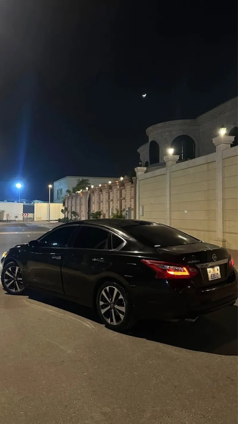 2016 نيسان آلتيما in Dubai