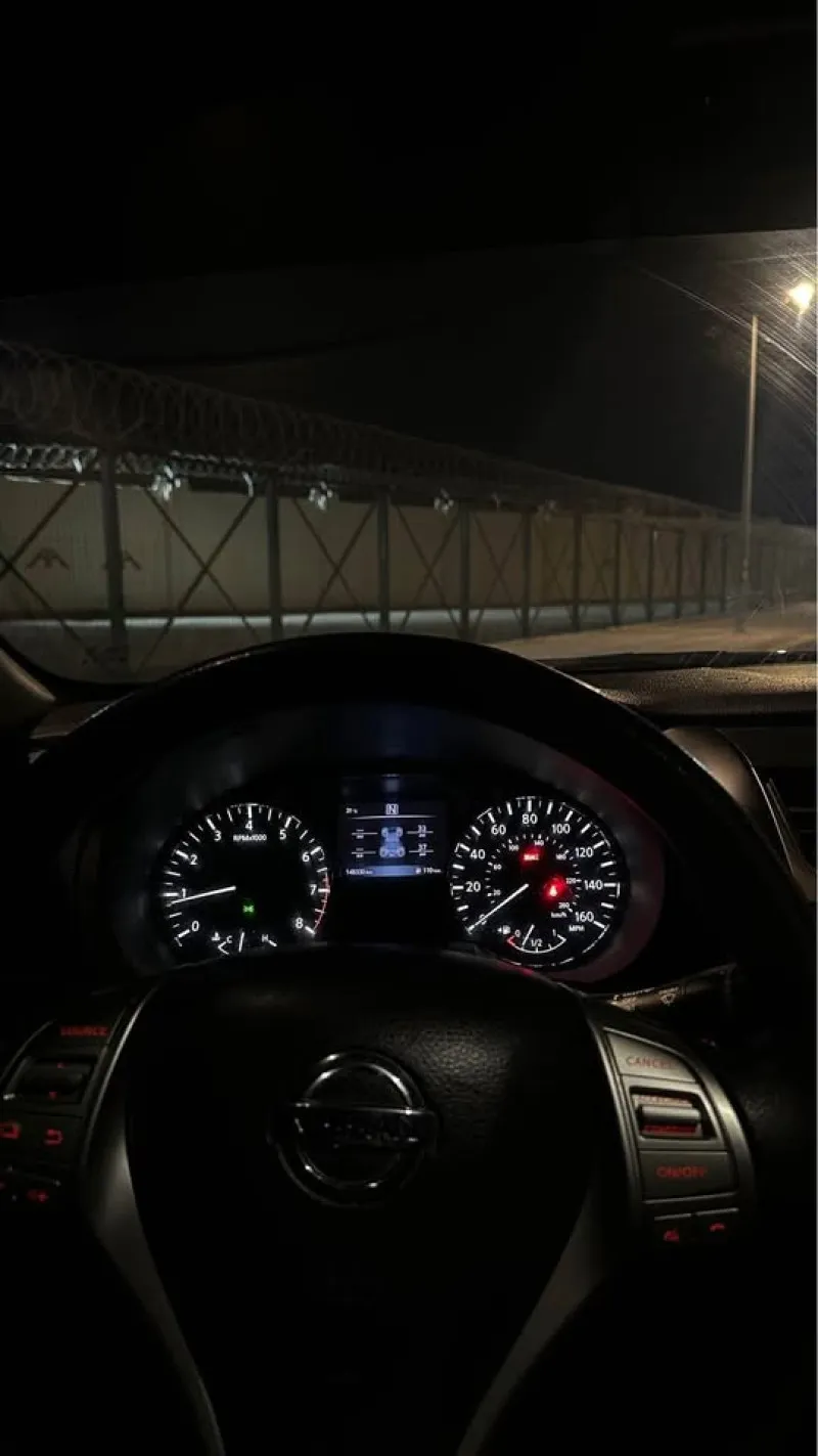 2016 نيسان آلتيما in Dubai