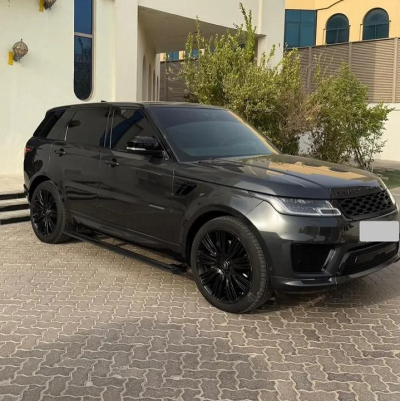2018 Land Rover Range Rover in Dubai