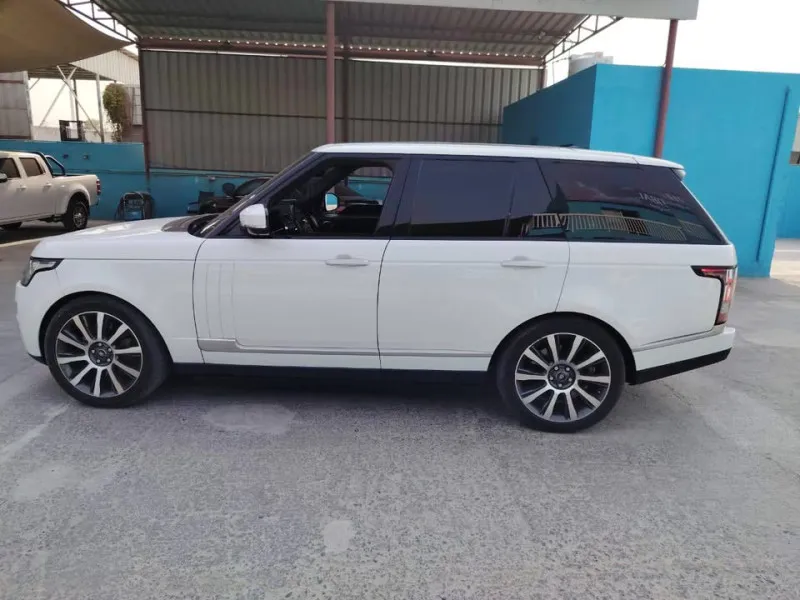 2016 Land Rover Range Rover in Dubai