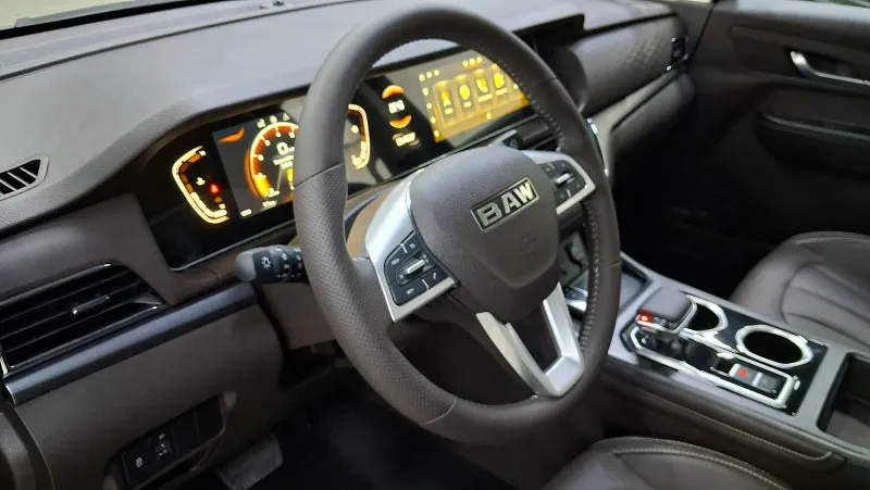 2025 FAW Senia R9 in Dubai