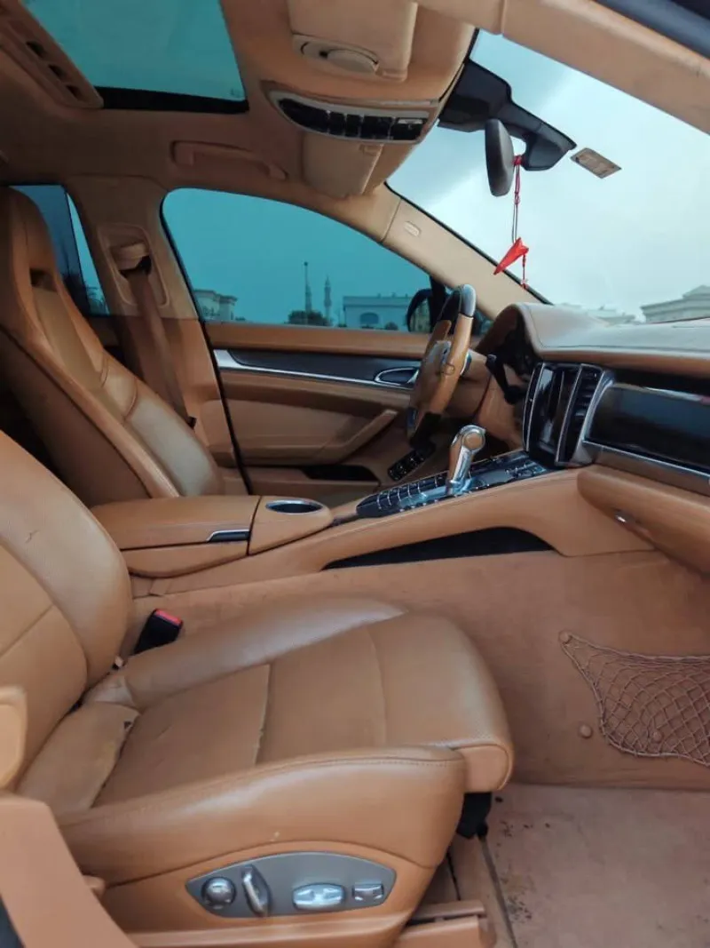 2010 Porsche Panamera in Dubai