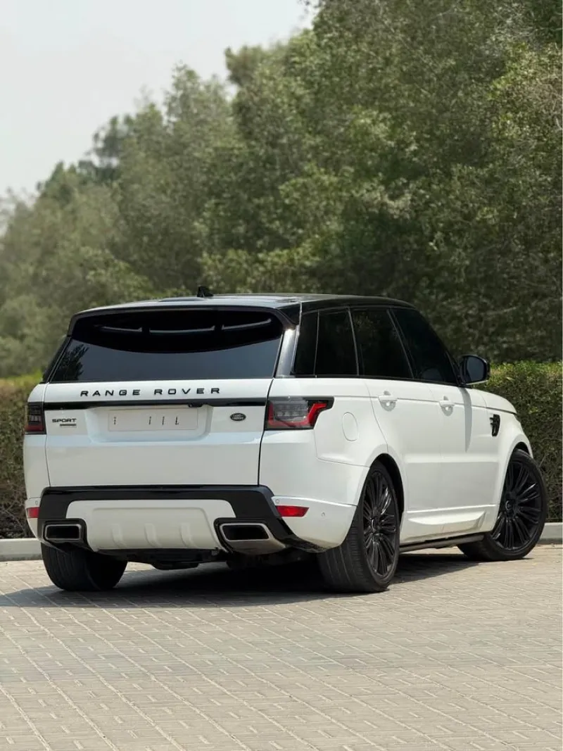 2018 Land Rover Range Rover Sport in Dubai