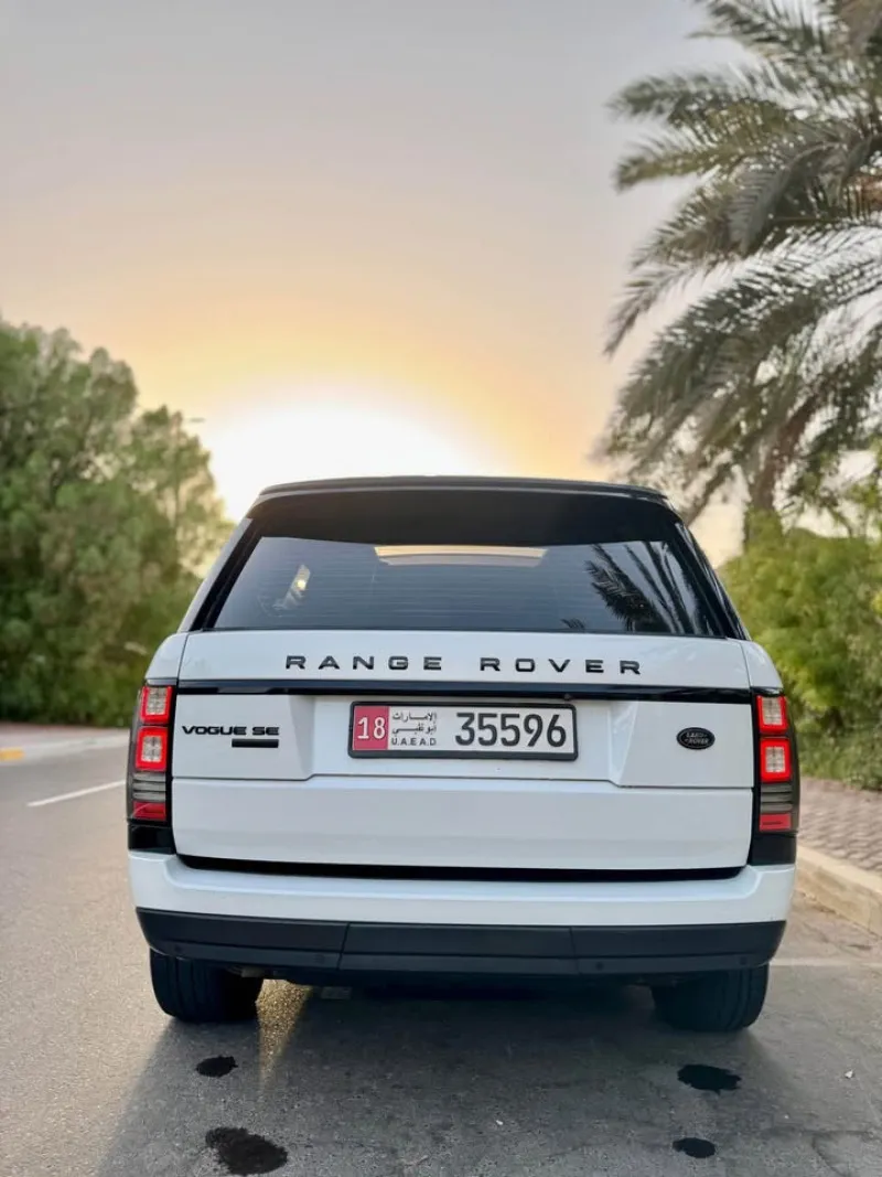 2013 Land Rover Range Rover in Dubai