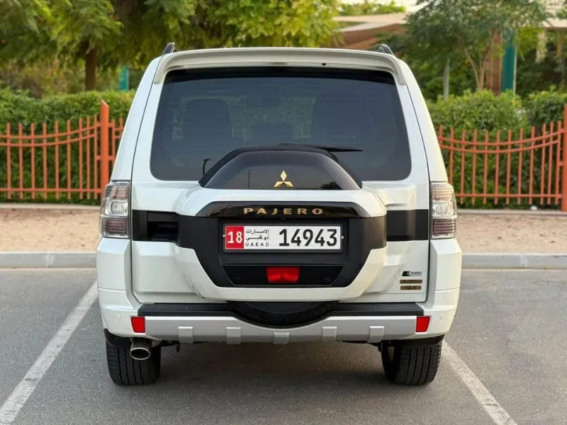 2019 Mitsubishi Pajero Sport in Dubai