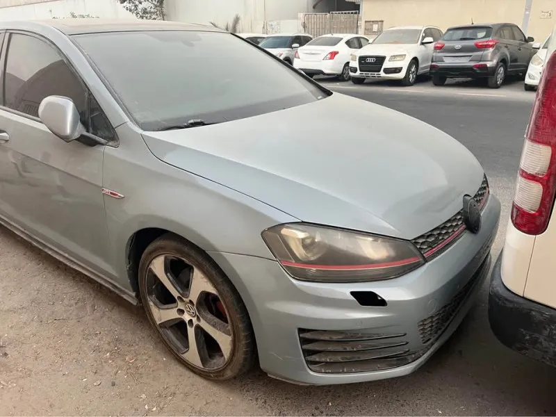 2015 Volkswagen Golf in Dubai