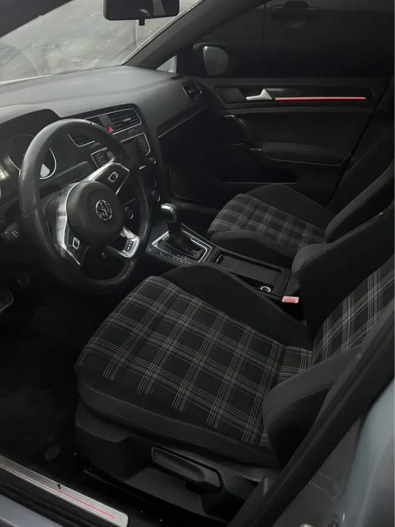 2015 Volkswagen Golf in Dubai