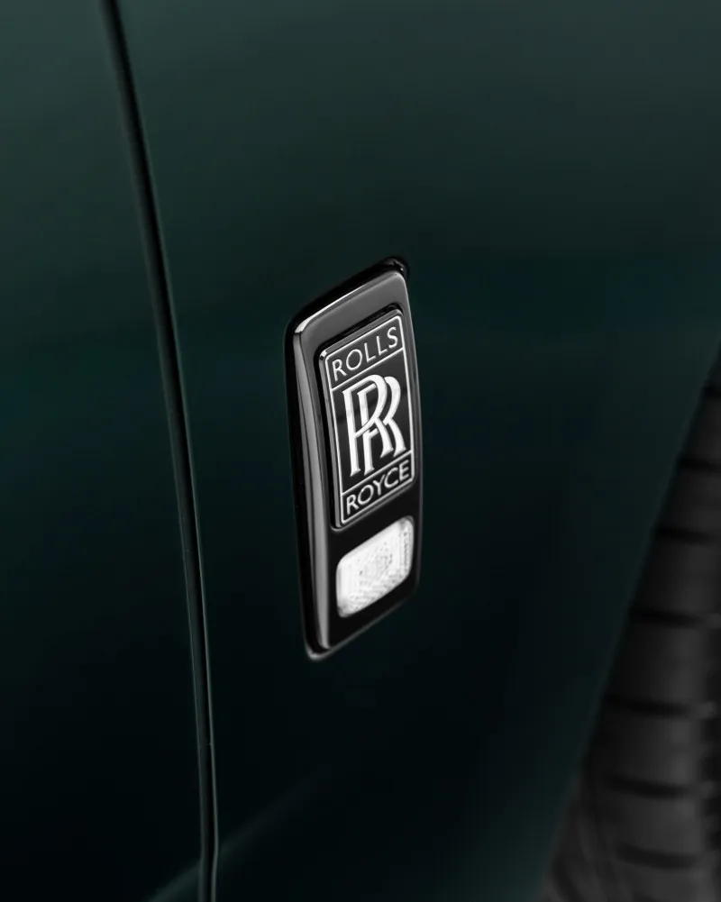 2025 رولز رويس كولينان in Dubai