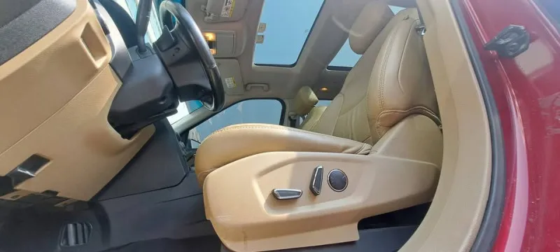 2016 فورد اكسبلورر in Dubai