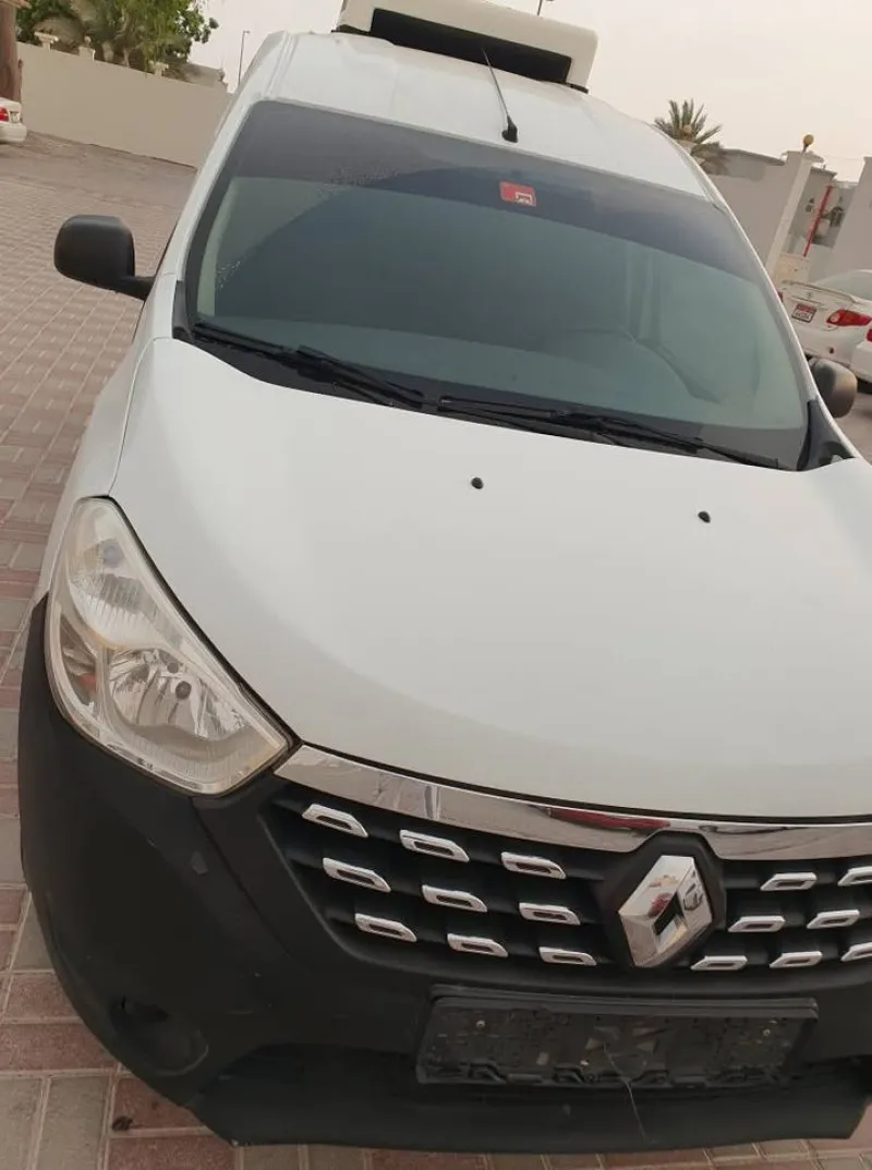 2023 Renault Dokker in Dubai