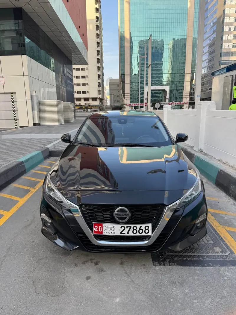 2019 Nissan Altima in Dubai