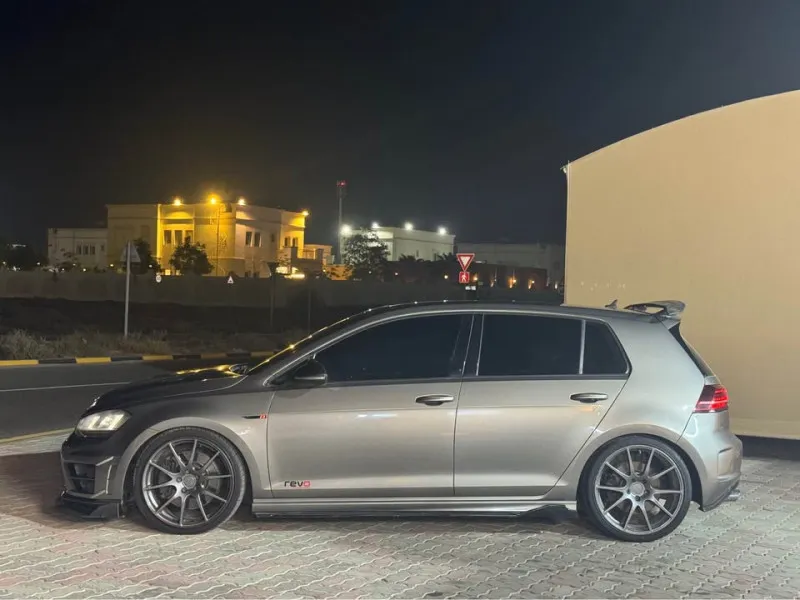 2015 Volkswagen Golf in Dubai