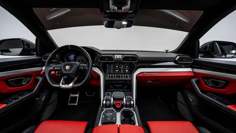 2021 Lamborghini URUS in Dubai