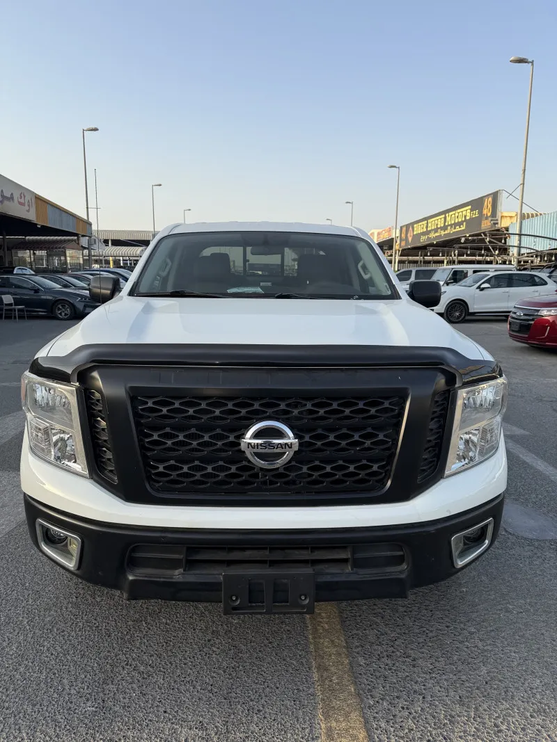 2017 Nissan Titan in Dubai