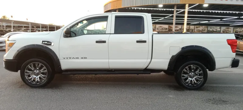 2017 Nissan Titan in Dubai