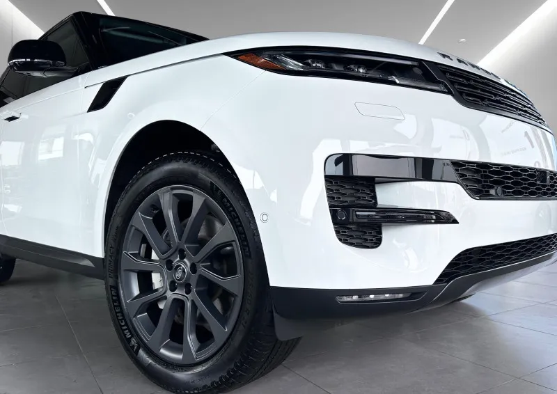 2024 Land Rover Range Rover Sport in Dubai