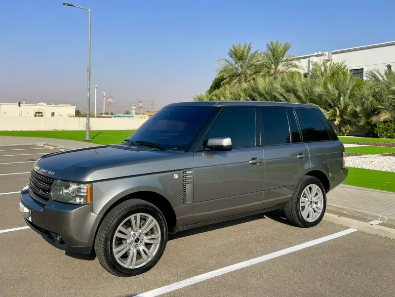 2011 Land Rover Range Rover in Dubai