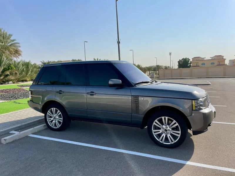 2011 Land Rover Range Rover in Dubai