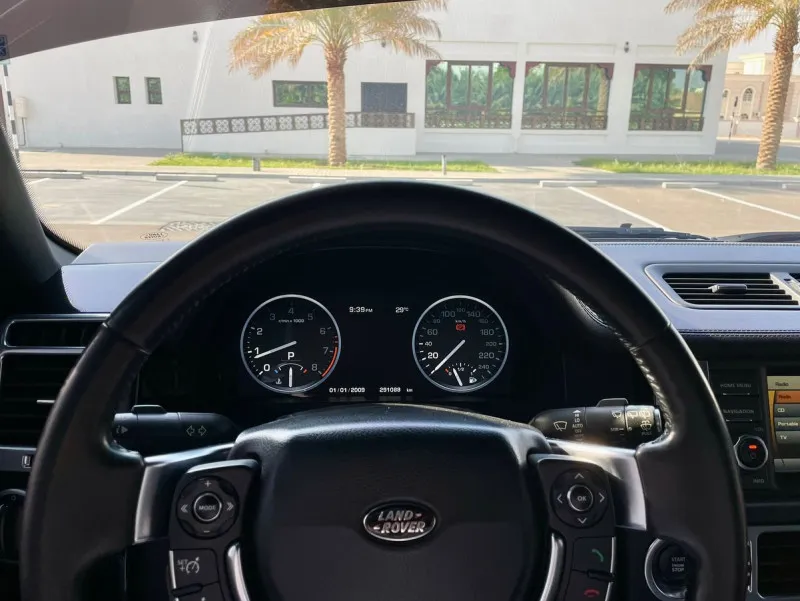2011 Land Rover Range Rover in Dubai