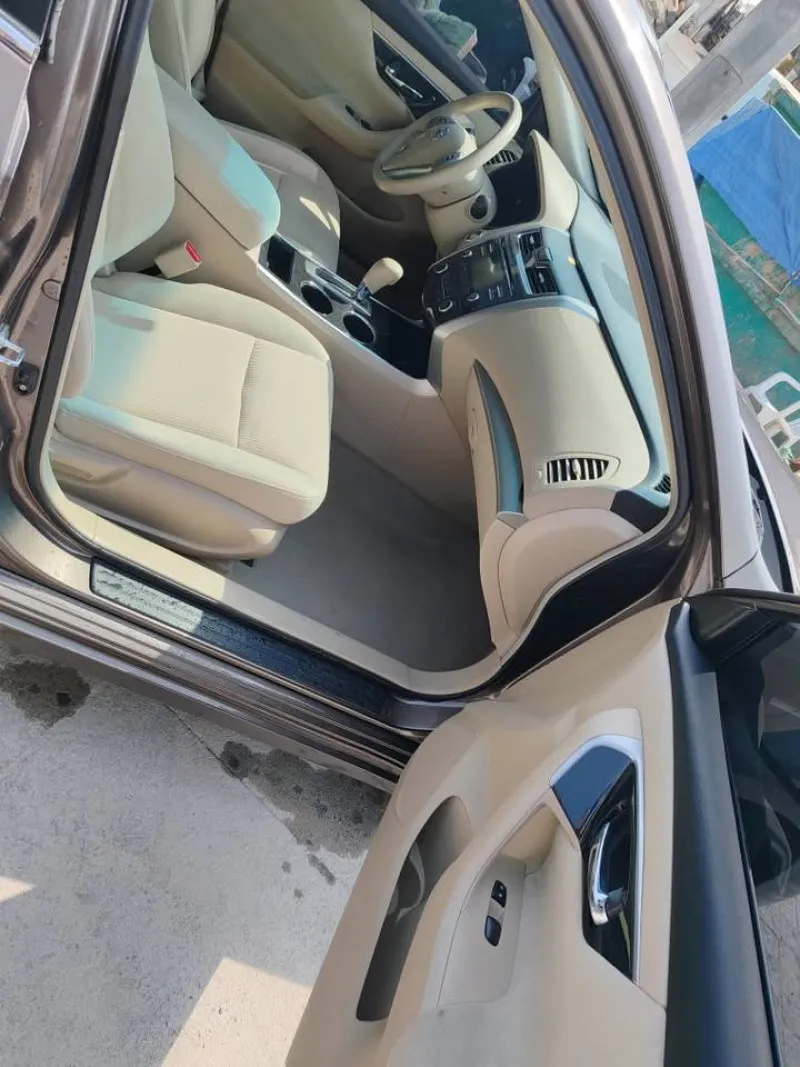 2013 نيسان آلتيما in Dubai