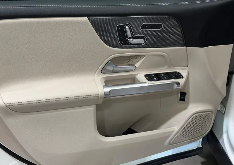 2022 Mercedes-Benz GLB in Dubai