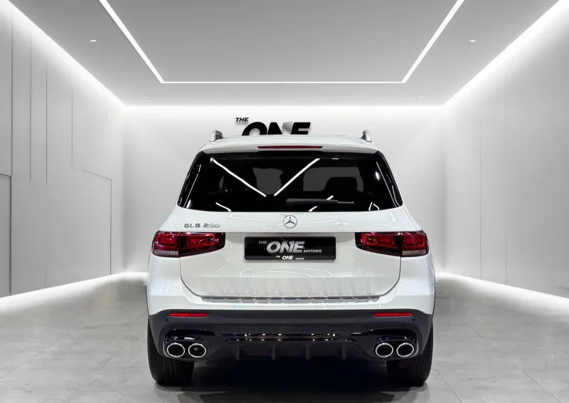 2022 Mercedes-Benz GLB in Dubai