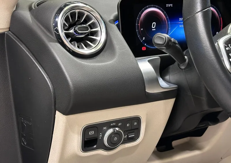 2022 Mercedes-Benz GLB in Dubai
