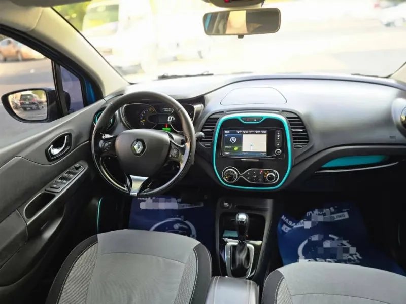 2016 Renault Captur in Dubai