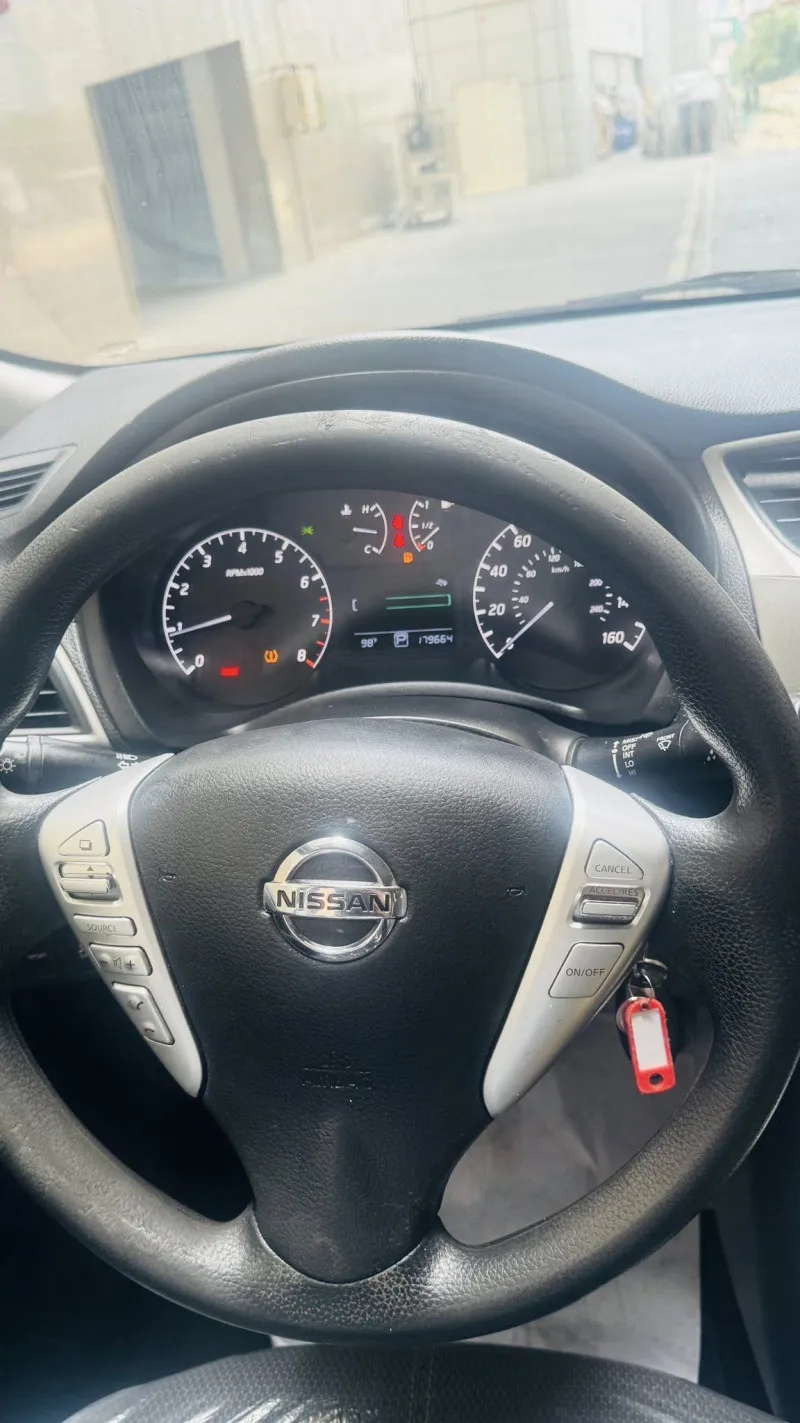 2015 Nissan Sentra in Dubai