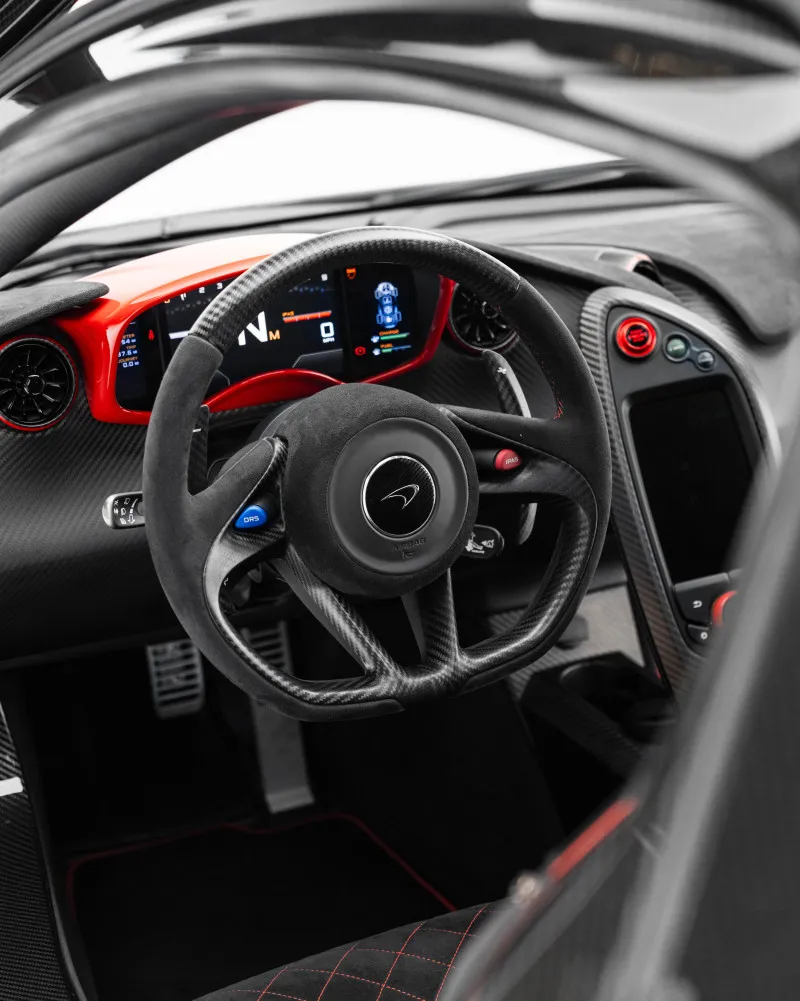 2011 McLaren P1 in Dubai