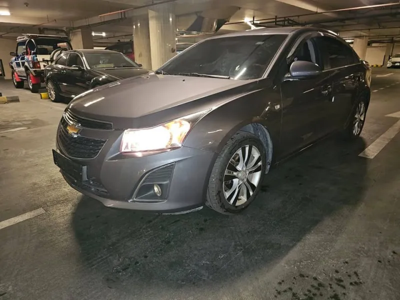 2013 Chevrolet Cruze in Dubai