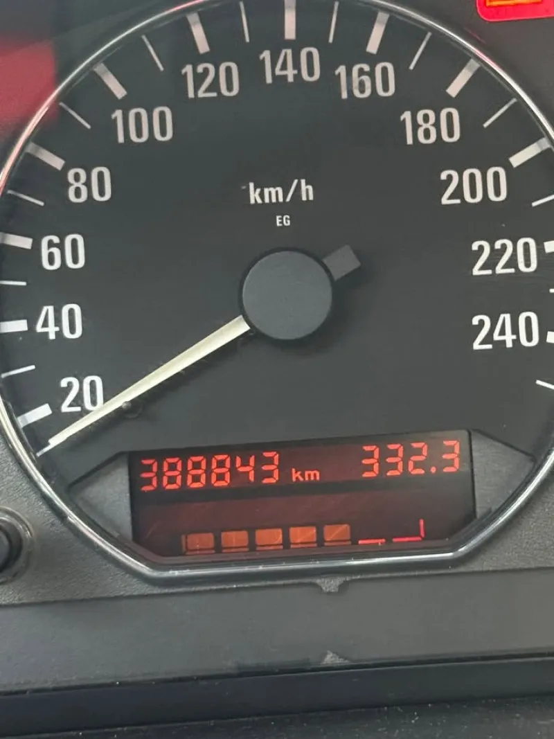 1998 BMW Z3 in Dubai