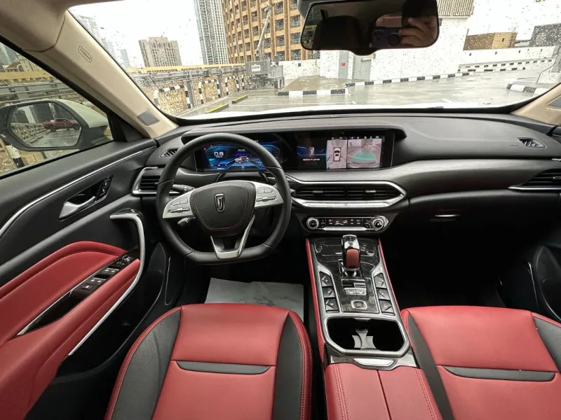 2023 Bestune T77 in Dubai