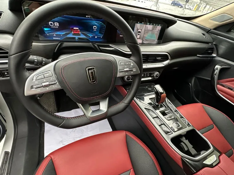 2023 Bestune T77 in Dubai