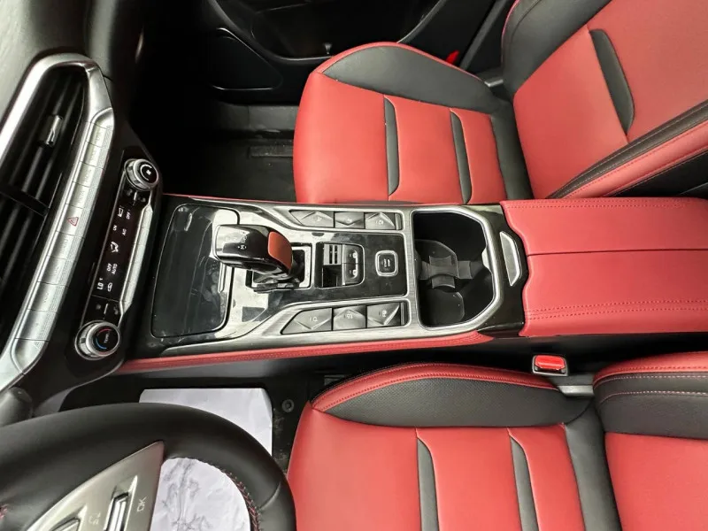 2023 Bestune T77 in Dubai