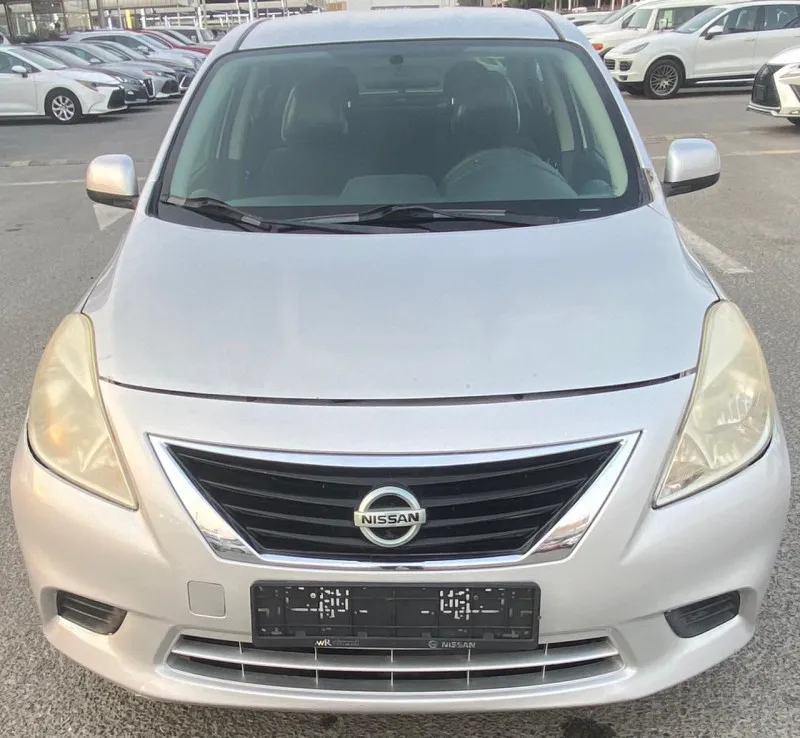 2013 Nissan Versa in Dubai
