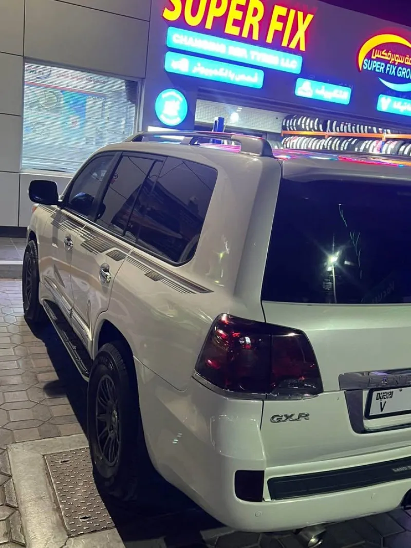 2013 تويوتا لاند كروزر in Dubai