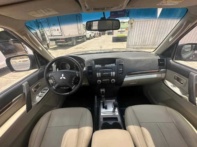 2014 Mitsubishi Pajero in Dubai
