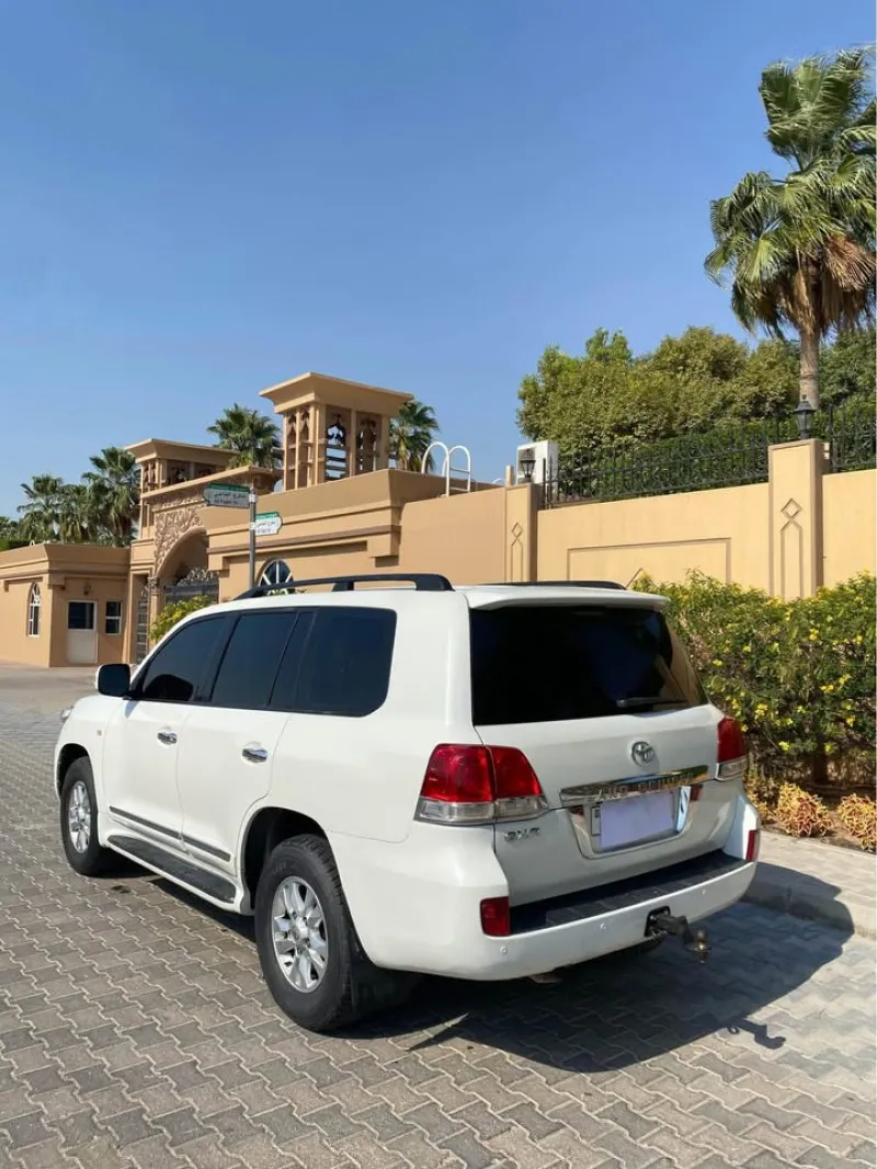 2010 Toyota Land Cruiser in Dubai